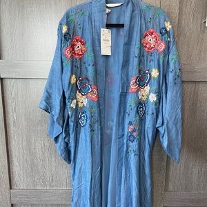 Zara NWT Embroidered Floral Kimono